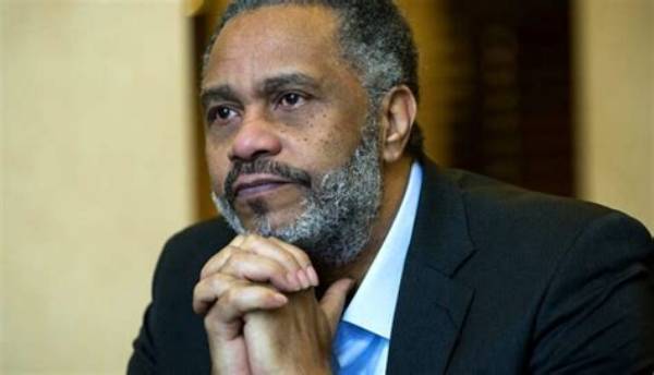 Anthony Ray Hinton Net Worth, Age, Height, Bio, Birthday, Wiki!