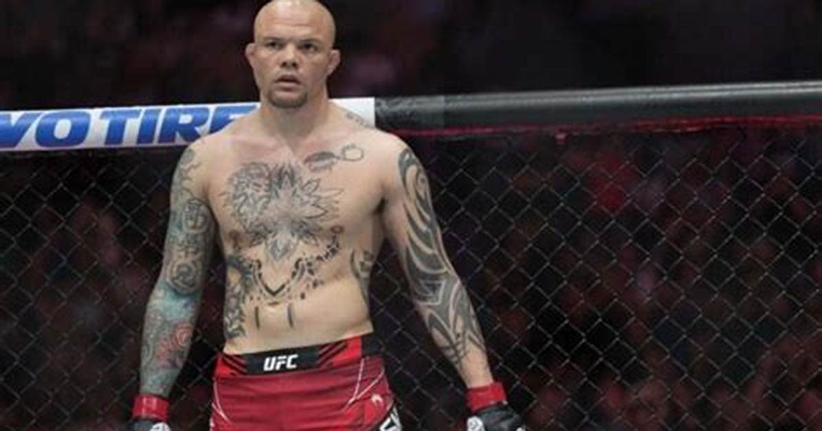 Anthony Smith Net Worth, Age, Height, Bio, Birthday, Wiki!