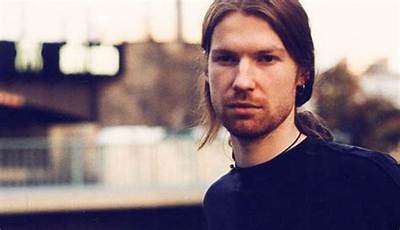 Aphex Twin Net Worth, Age, Height, Bio, Birthday, Wiki!