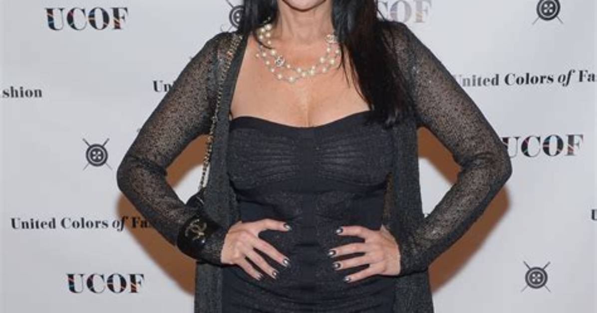 Apollonia Kotero - Net Worth, Age, Height, Birthday, Bio, Wiki!