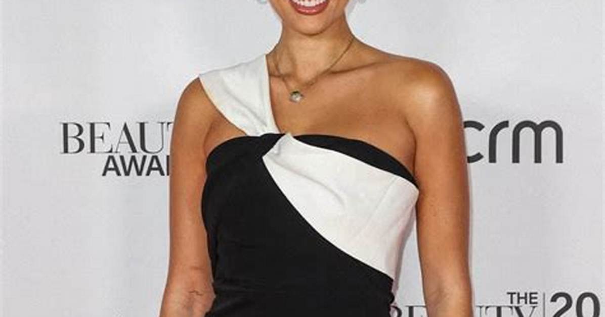 Arabella Chi - Net Worth, Age, Height, Birthday, Bio, Wiki!