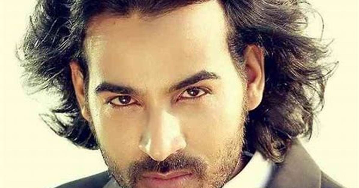 Arhaan Khan - Net Worth, Age, Height, Birthday, Bio, Wiki!