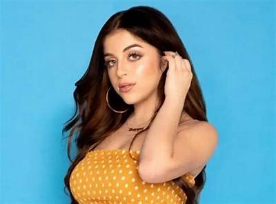 Ariel Net Worth, Age, Height, Bio, Birthday, Wiki!