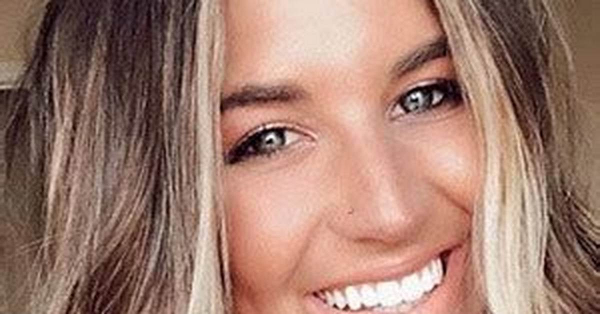 Arika Stovall - Net Worth, Age, Height, Birthday, Bio, Wiki!