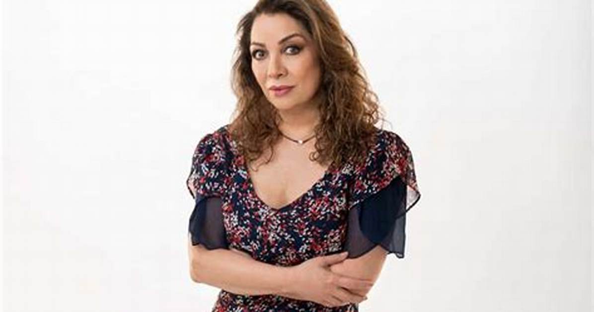 Arlette Pacheco - Net Worth, Age, Height, Birthday, Bio, Wiki!