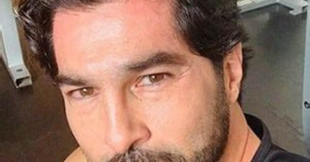 Arturo Carmona Net Worth, Age, Height, Bio, Birthday, Wiki!