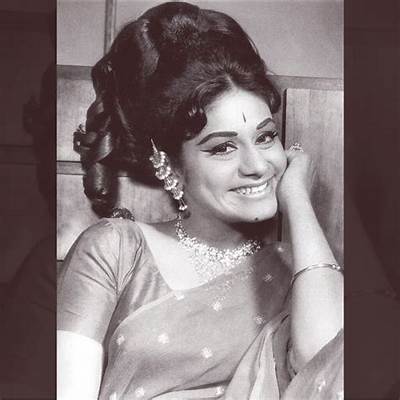 Aruna Irani Net Worth, Age, Height, Bio, Birthday, Wiki!