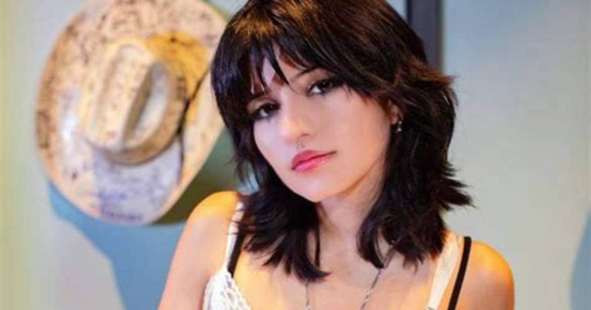 Ashlee Feldman - Net Worth, Age, Height, Birthday, Bio, Wiki!