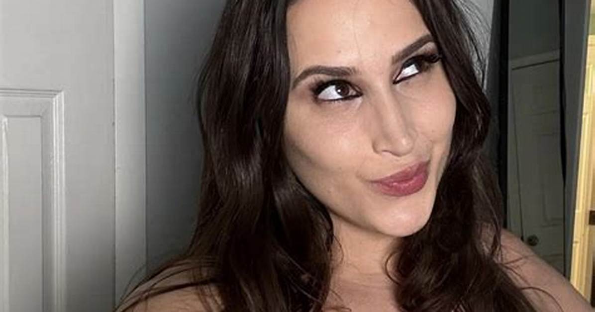 Ashley Adams - Net Worth, Age, Height, Birthday, Bio, Wiki!