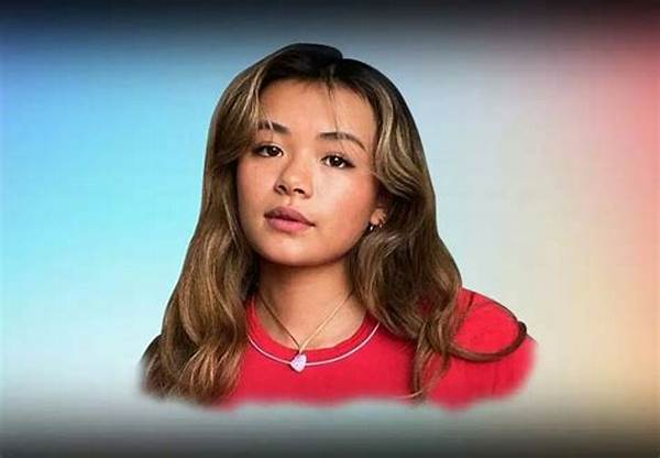 Ashley Del Mundo - Net Worth, Age, Height, Birthday, Bio, Wiki!