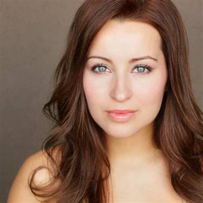 Ashley Leggat Net Worth 2024, Age, Height, Bio, Birthday, Wiki!
