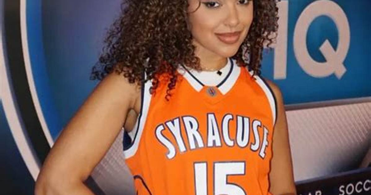 Ashley Moss - Net Worth, Age, Height, Birthday, Bio, Wiki!