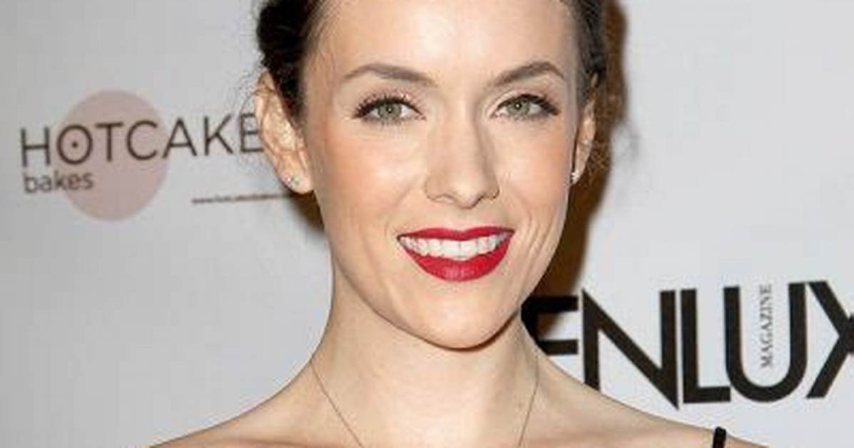 Ashlynn Yennie - Net Worth, Age, Height, Birthday, Bio, Wiki!