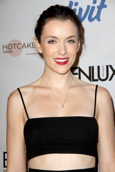 Ashlynn Yennie - Net Worth, Age, Height, Birthday, Bio, Wiki!