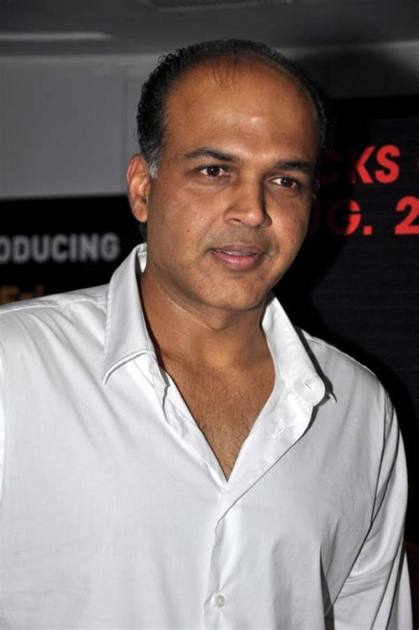 Ashutosh Gowariker Net Worth, Age, Height, Bio, Birthday, Wiki!