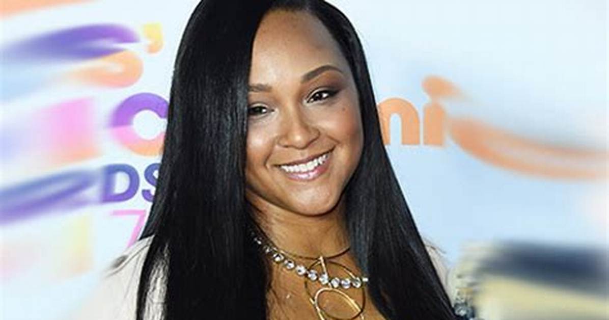 Asia Lee Net Worth, Age, Height, Bio, Birthday, Wiki!