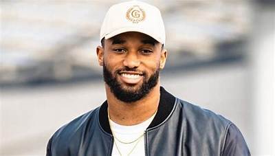 Austin Hollins - Net Worth, Age, Height, Birthday, Bio, Wiki!
