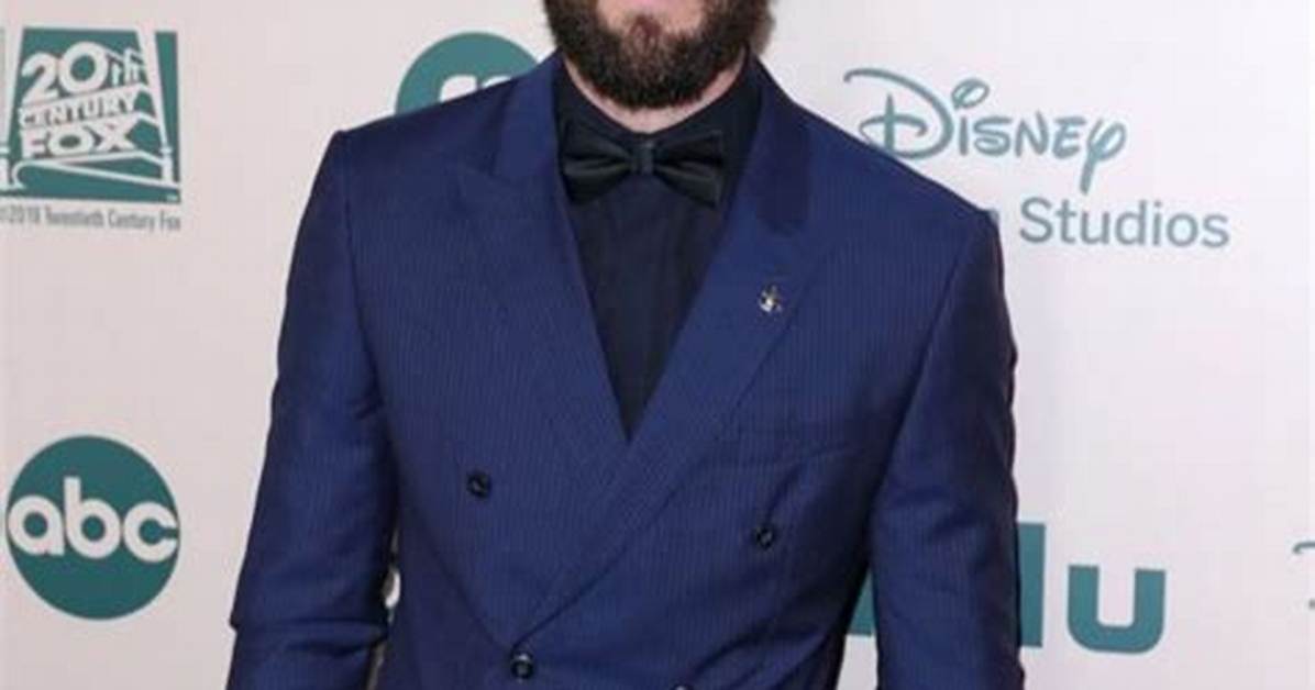 Austin Stowell Net Worth, Age, Height, Bio, Birthday, Wiki!