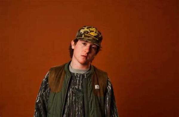 Austin Williams - Net Worth, Age, Height, Birthday, Bio, Wiki!
