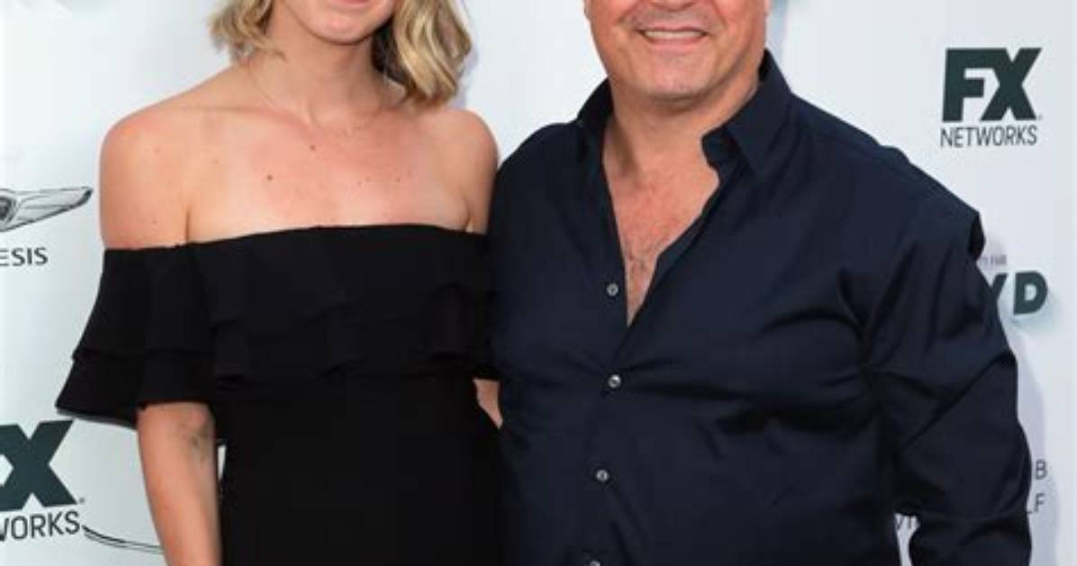 Autumn Chiklis - Net Worth, Age, Height, Birthday, Bio, Wiki!