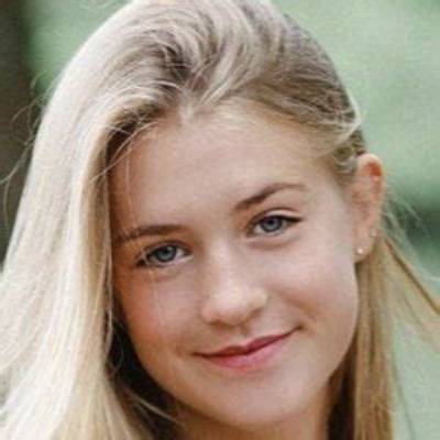 Avery Lanz - Net Worth, Age, Height, Birthday, Bio, Wiki!