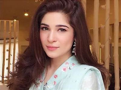 Ayesha Omar - Net Worth, Age, Height, Birthday, Bio, Wiki!