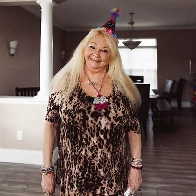 Badass Grandmom - Net Worth, Age, Height, Birthday, Bio, Wiki!