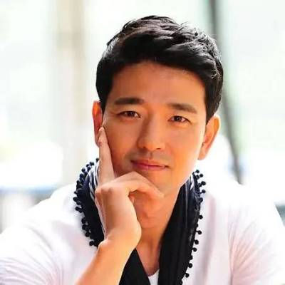 Bae Soo-Bin - Net Worth, Age, Height, Birthday, Bio, Wiki!