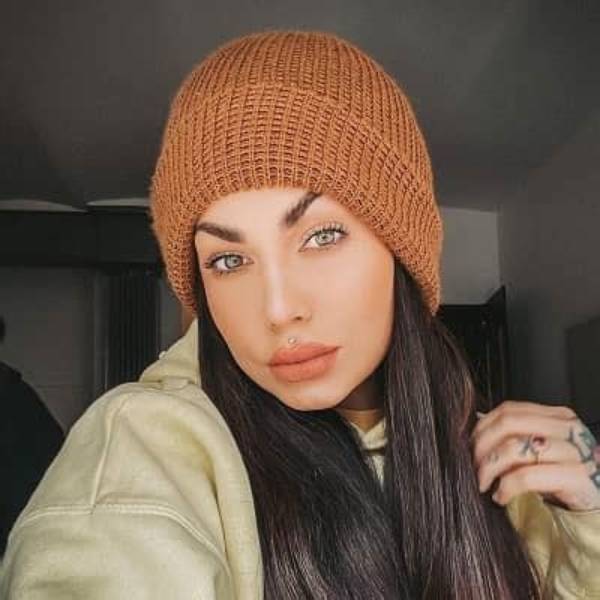 Bailey Sarian Net Worth, Age, Height, Bio, Birthday, Wiki!