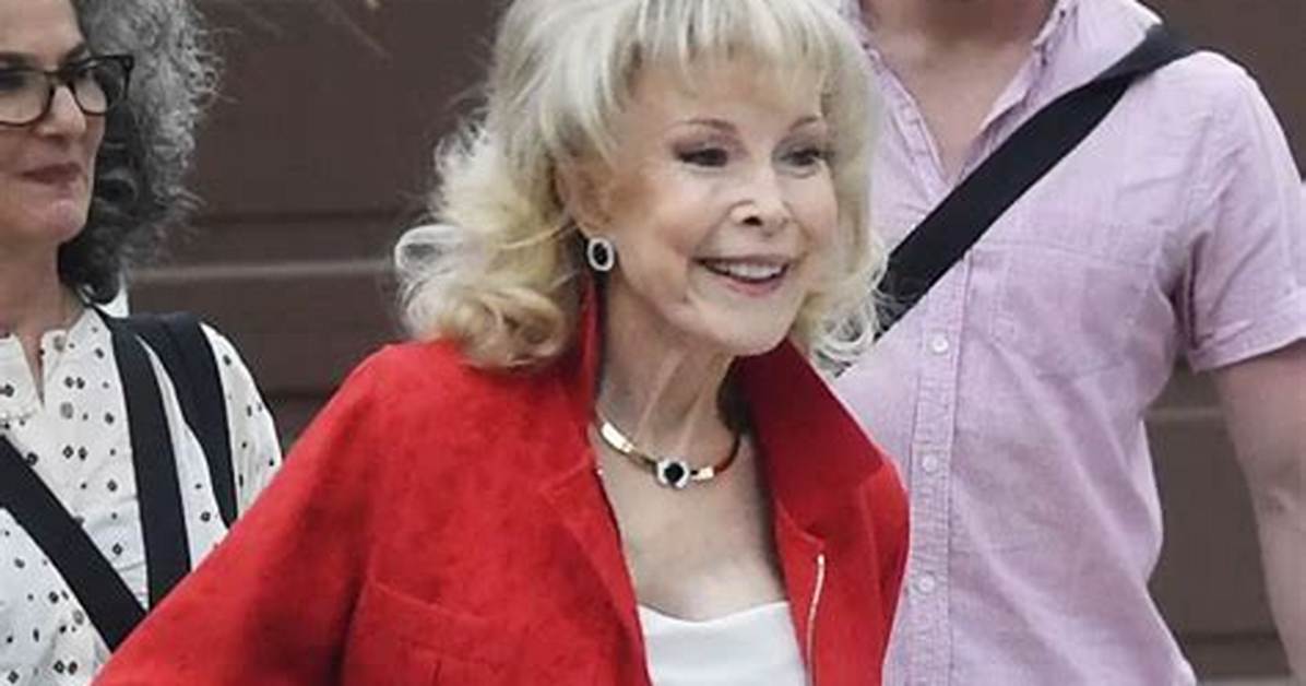 Barbara Cook - Net Worth, Age, Height, Birthday, Bio, Wiki!