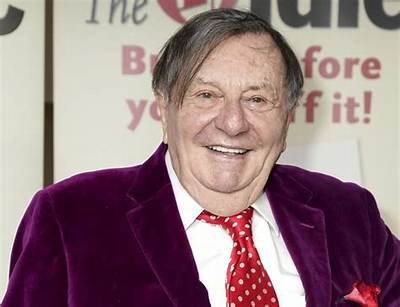 Barry Humphries Net Worth, Age, Height, Bio, Birthday, Wiki!