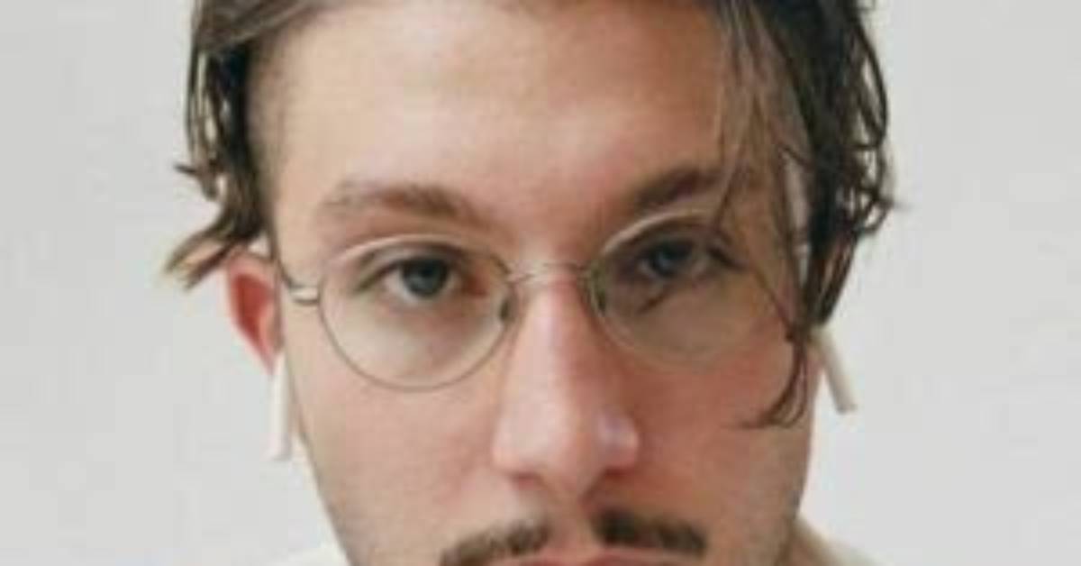 Bbno$ Net Worth, Age, Height, Bio, Birthday, Wiki!