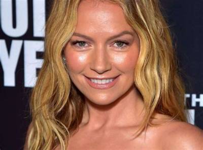 Becki Newton Net Worth 2024, Age, Height, Bio, Birthday, Wiki!