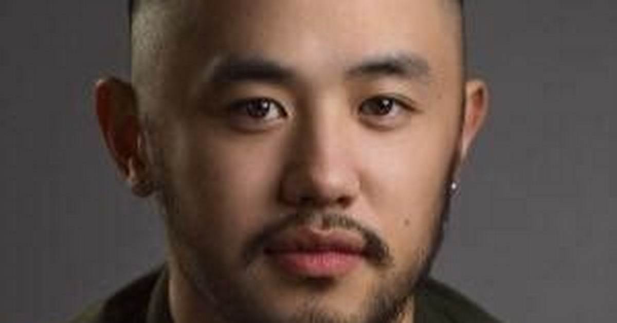 Bee Vang - Net Worth, Age, Height, Birthday, Bio, Wiki!