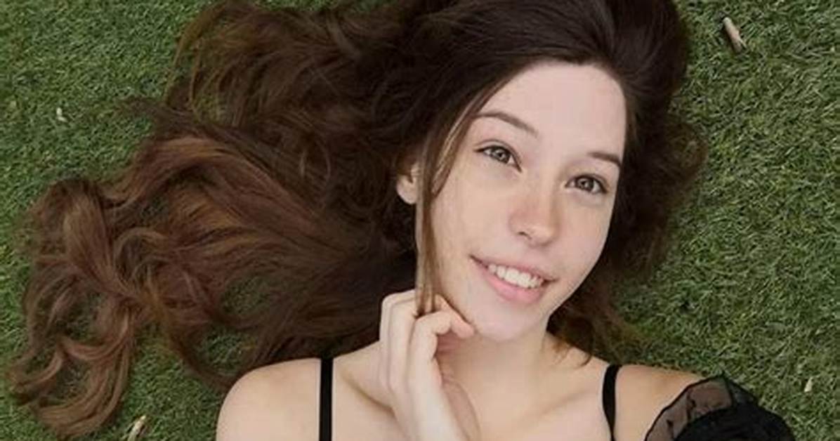 Belle Delphine Net Worth, Age, Height, Bio, Birthday, Wiki!