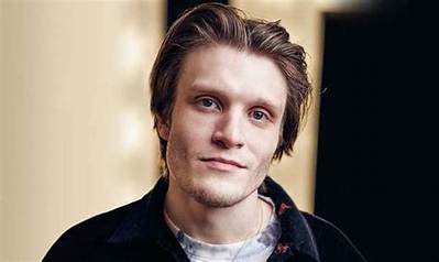 Ben Barlow Net Worth, Age, Height, Bio, Birthday, Wiki!