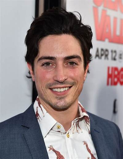 Ben Feldman Net Worth, Age, Height, Bio, Birthday, Wiki!