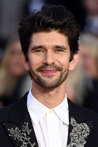 Ben Whishaw Net Worth 2024, Age, Height, Bio, Birthday, Wiki!