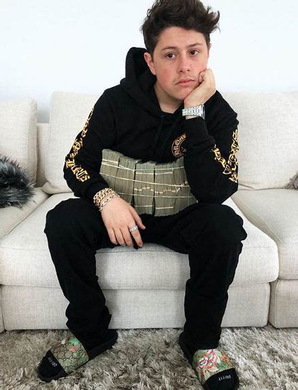 Benjamin Kapelushnik - Net Worth, Age, Height, Birthday, Bio, Wiki!