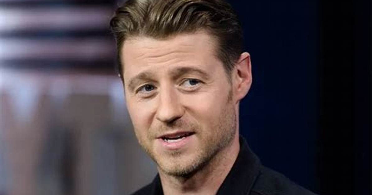 Benjamin Mckenzie Net Worth, Age, Height, Bio, Birthday, Wiki!