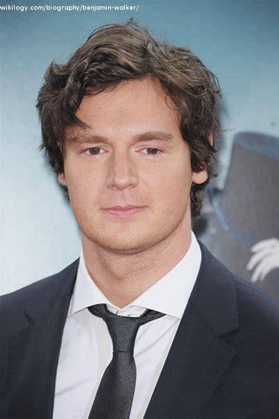 Benjamin Walker Net Worth, Age, Height, Bio, Birthday, Wiki!