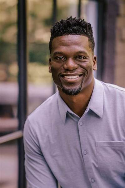 Benjamin Watson Net Worth, Age, Height, Bio, Birthday, Wiki!