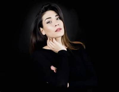 Berna Canbeldek - Net Worth, Age, Height, Birthday, Bio, Wiki!