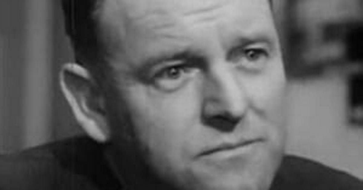 Bernard Lee - Net Worth, Age, Height, Birthday, Bio, Wiki!