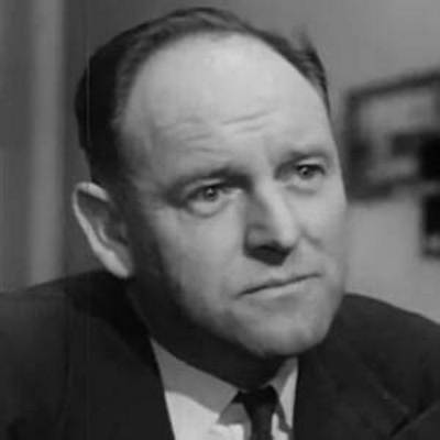 Bernard Lee - Net Worth, Age, Height, Birthday, Bio, Wiki!