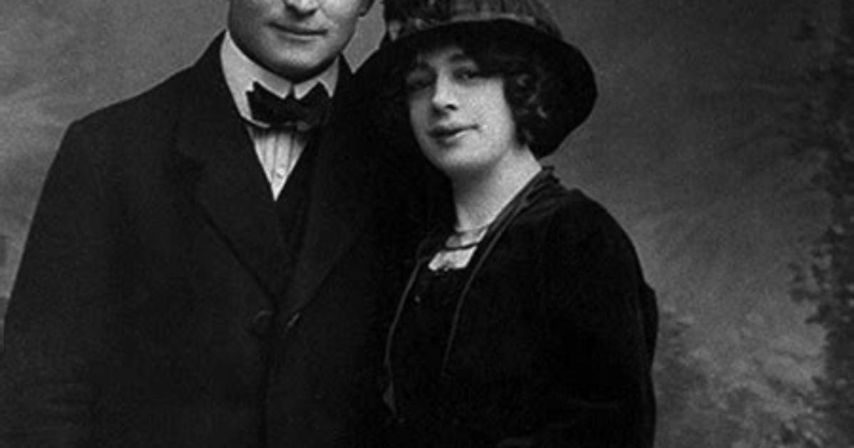 Bess Houdini Net Worth, Age, Height, Bio, Birthday, Wiki!