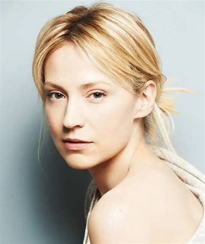 Beth Riesgraf Net Worth, Age, Height, Bio, Birthday, Wiki!