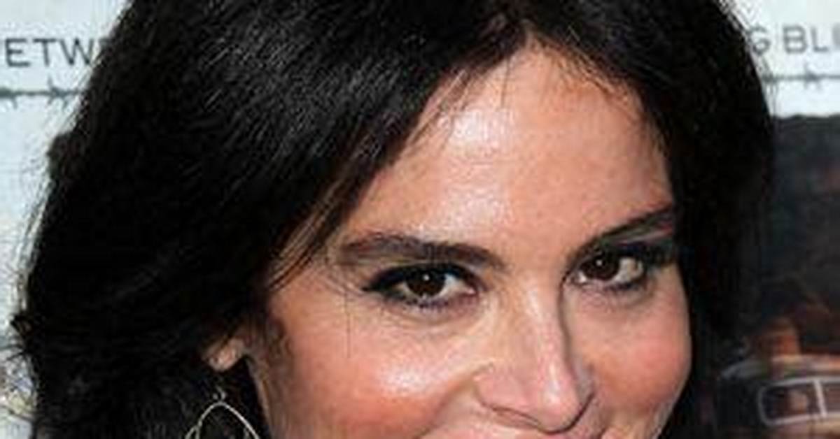 Betsy Russell - Net Worth, Age, Height, Birthday, Bio, Wiki!