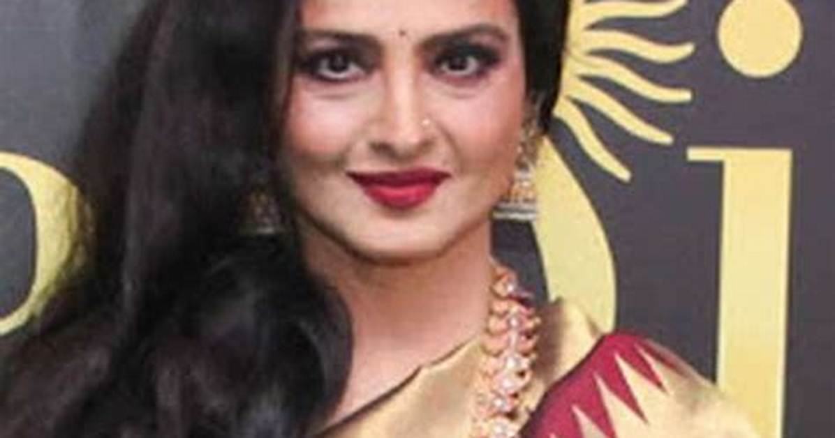 Bhanurekha Ganesan - Net Worth, Age, Height, Birthday, Bio, Wiki!