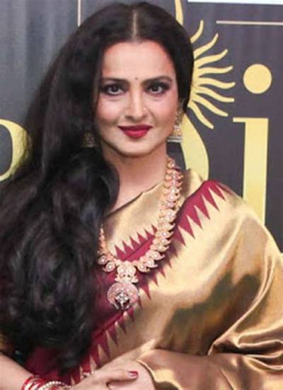 Bhanurekha Ganesan - Net Worth, Age, Height, Birthday, Bio, Wiki!